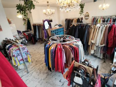 Klamotte Basel - Second-hand Clothing in Basel-Stadt