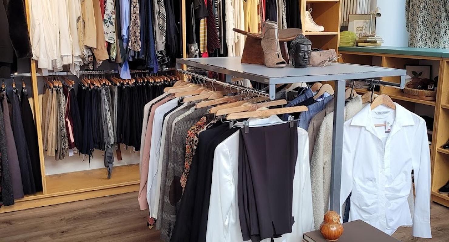 Renfile - Second-hand Clothing in Geneva