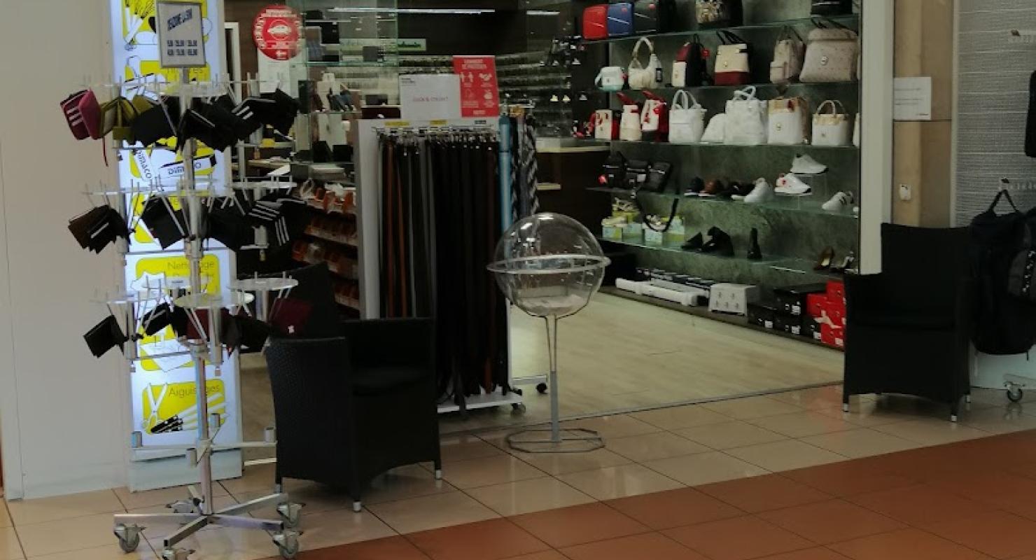 Le Cordonnier - Abbigliamento di seconda mano in Ginevra