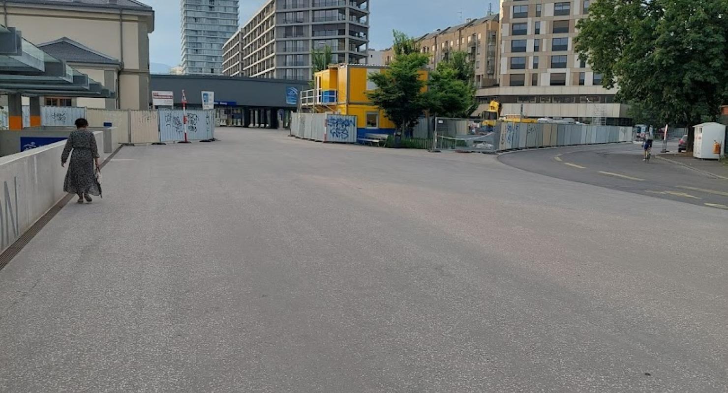 Chêne-Bourg - Vêtements de seconde main in Genève