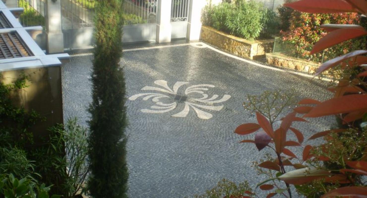 Rocnat SA - Upcycled Fashion in Geneva