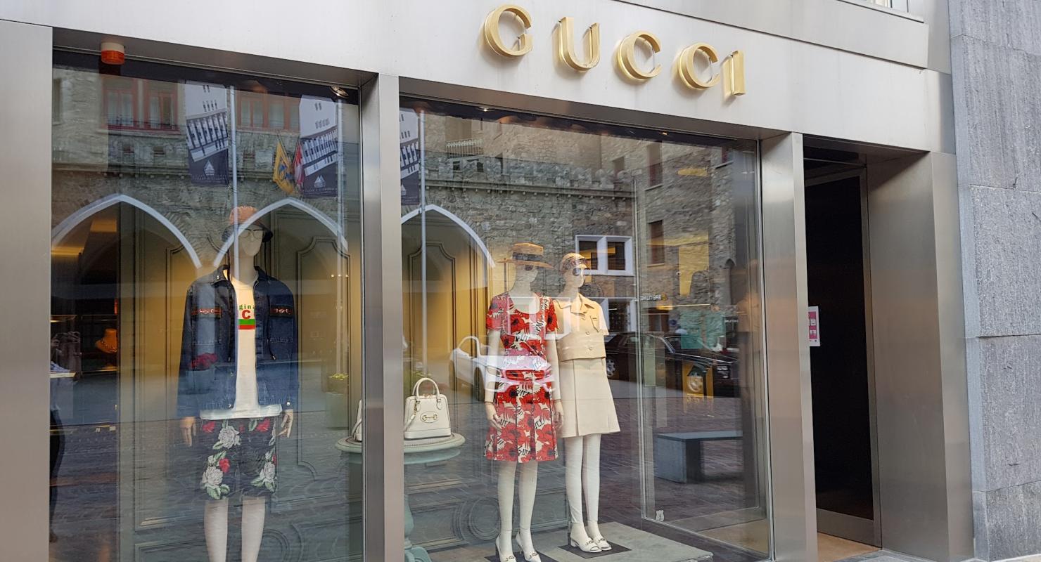 Gucci - St. Moritz - Vêtements de seconde main in Grisons