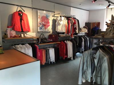 Second Fashion & First - Second-hand Clothing in Thurgau