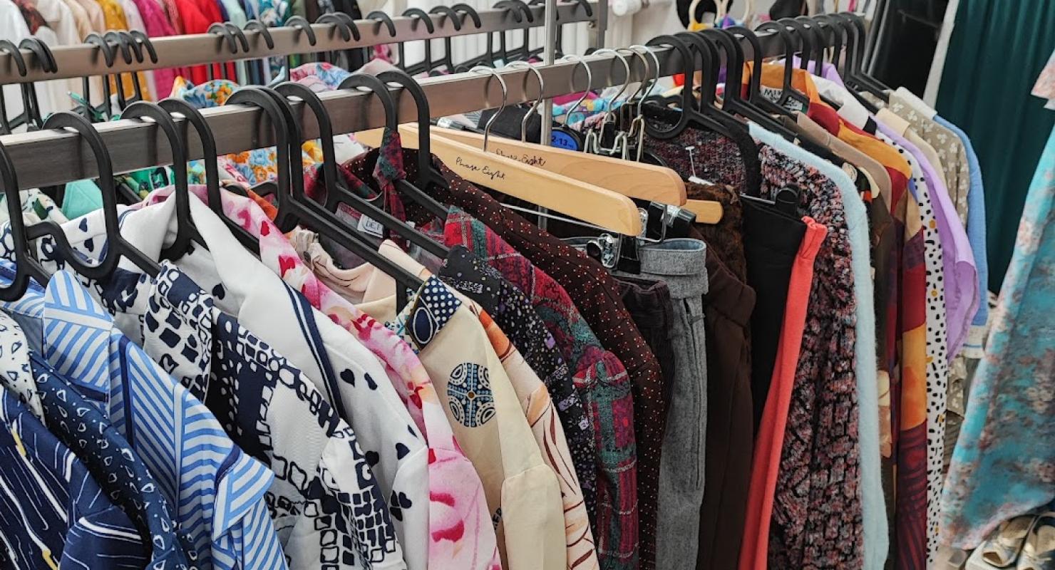 Georges & Brigitte Vintage - Vêtements de seconde main in Valais