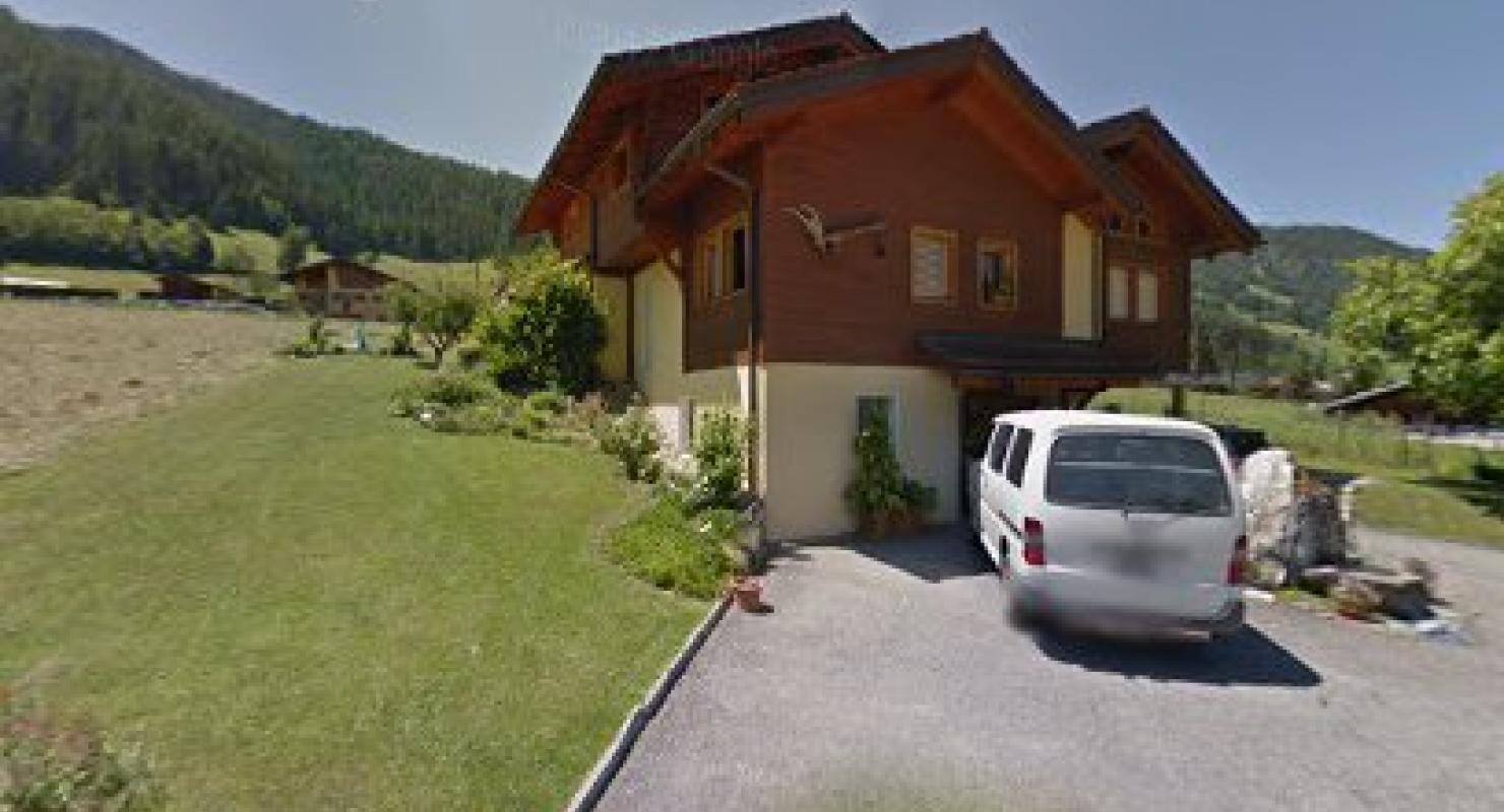 Mrs. Marie-Madeleine Deslarzes Tailleur - Upcycling-Mode in Wallis