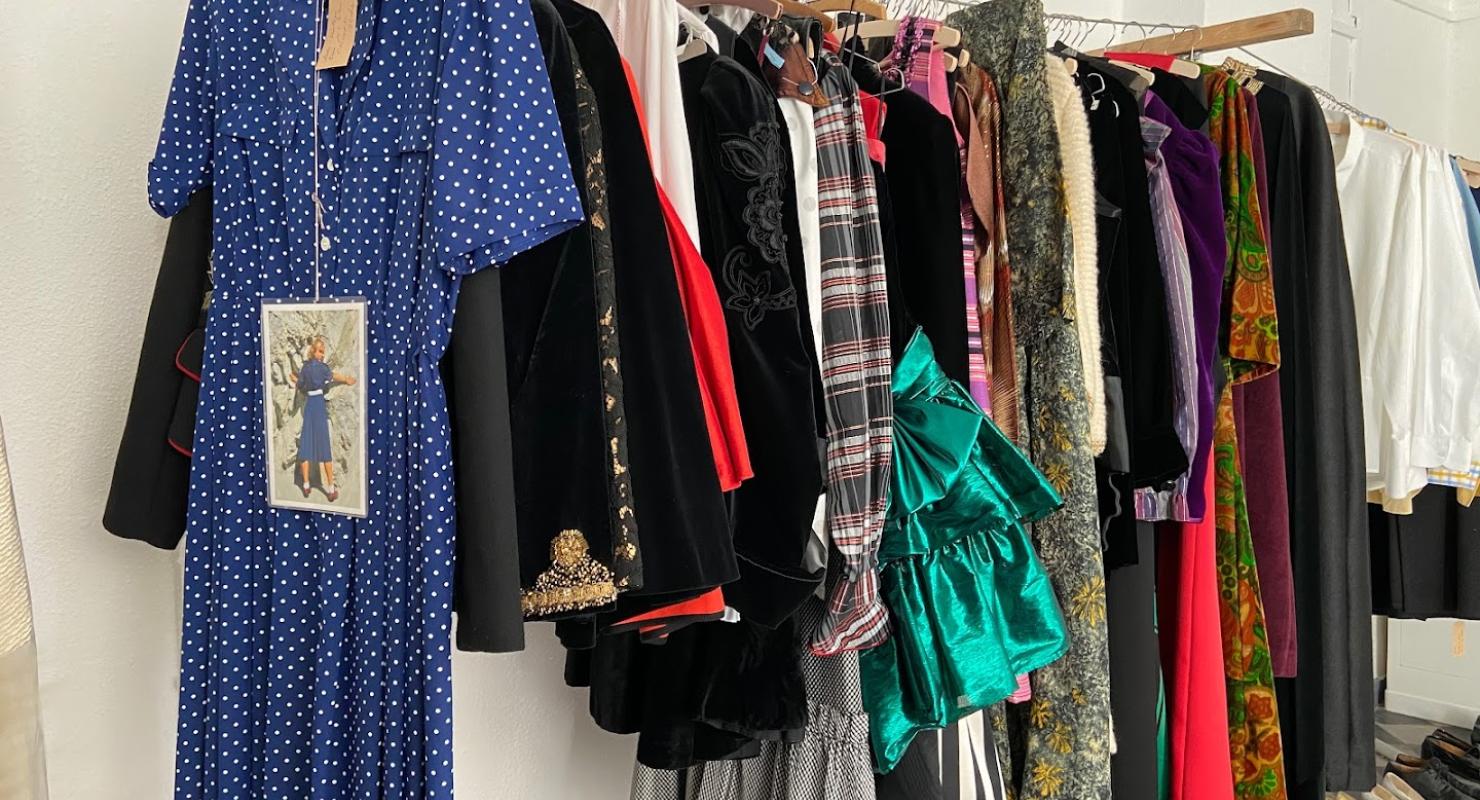 cropslowmode - Second-Hand-Kleidung in Wallis