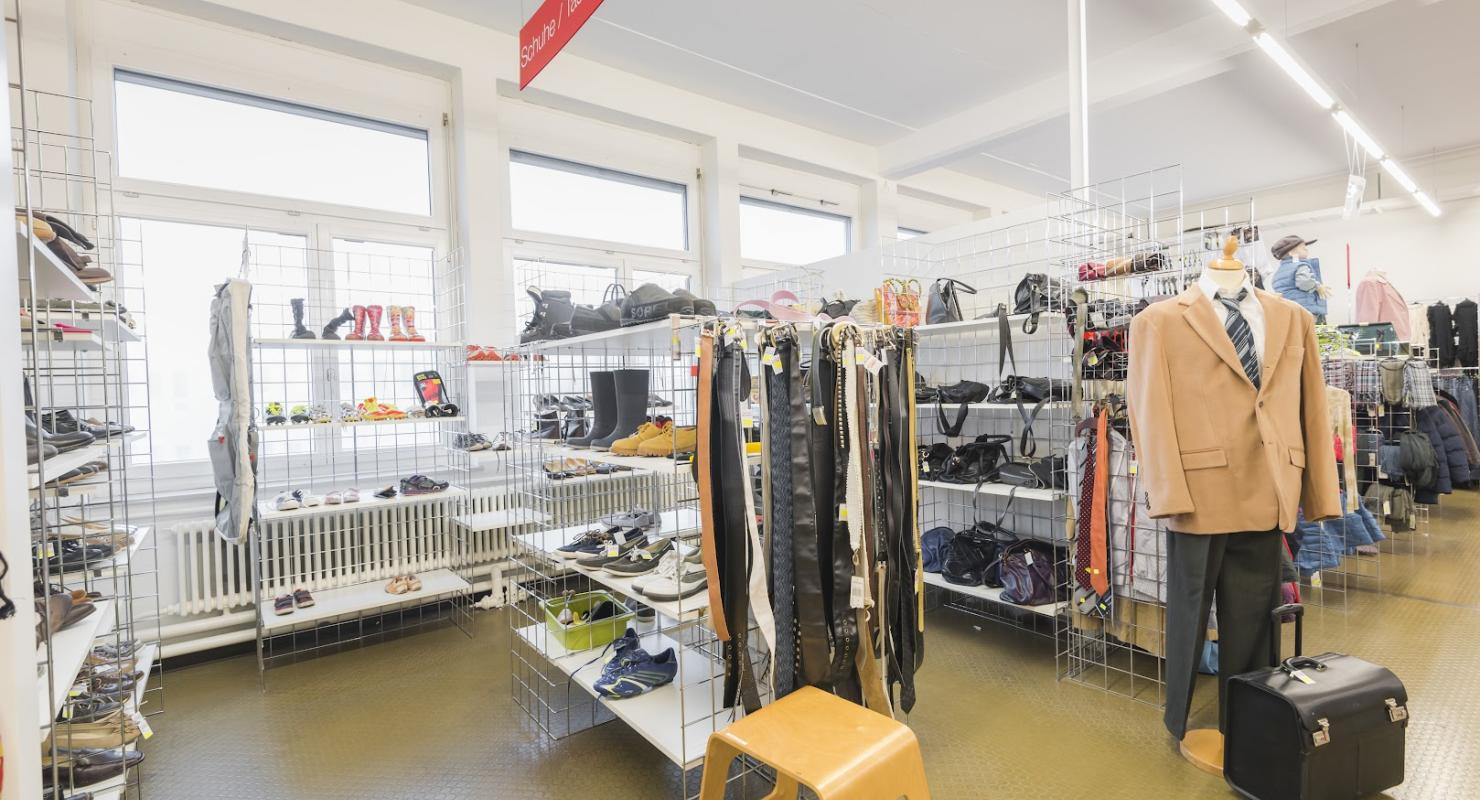 Caritas Wohnen Hochdorf – Secondhand für alle - Abbigliamento di seconda mano in Lucerna