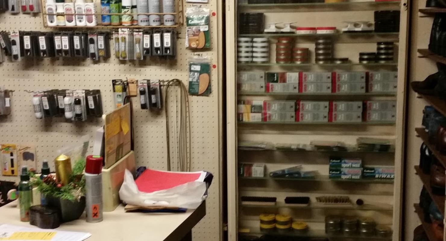 Schuhmacherei Barnetta - Second-hand Clothing in Aargau