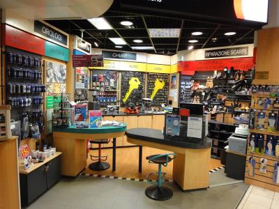 Mister Minit - Vêtements de seconde main au Tessin