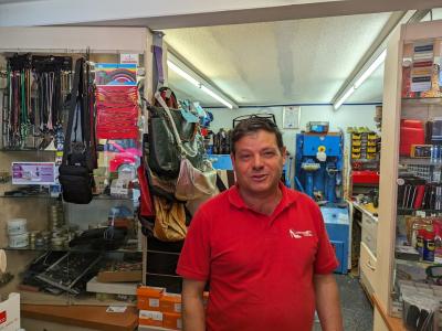 Barbosa Cordonnerie Express - Second-hand Clothing in Vaud