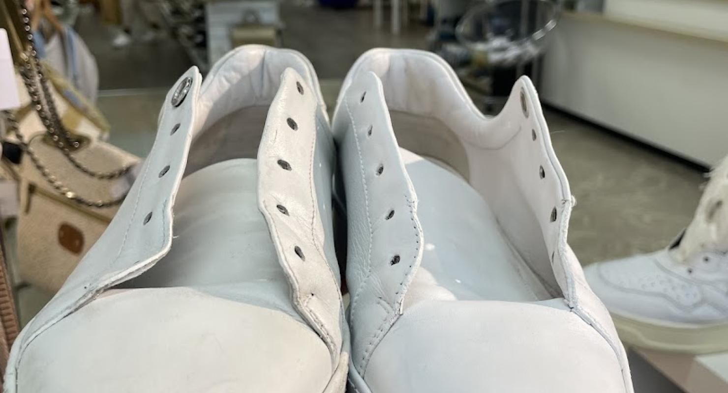 Dr. Sneakers & Shoes Lausanne - Second-Hand-Kleidung in Waadt