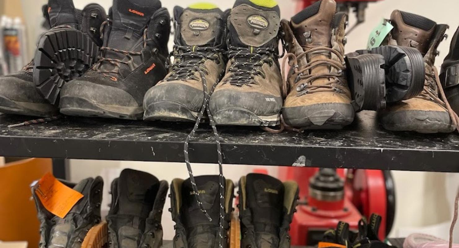 Shark's multi services - Abbigliamento di seconda mano in Vaud