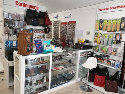 Cordonnerie du lac - Second-Hand-Kleidung in Waadt