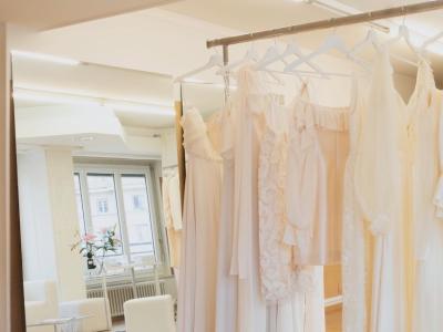 Calla Lilies - Reparatur & Änderung in Waadt