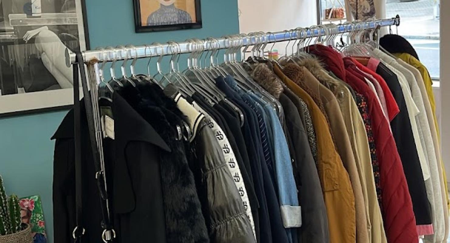 Boutique seconde main Mille perles d'or - Abbigliamento di seconda mano in Vaud