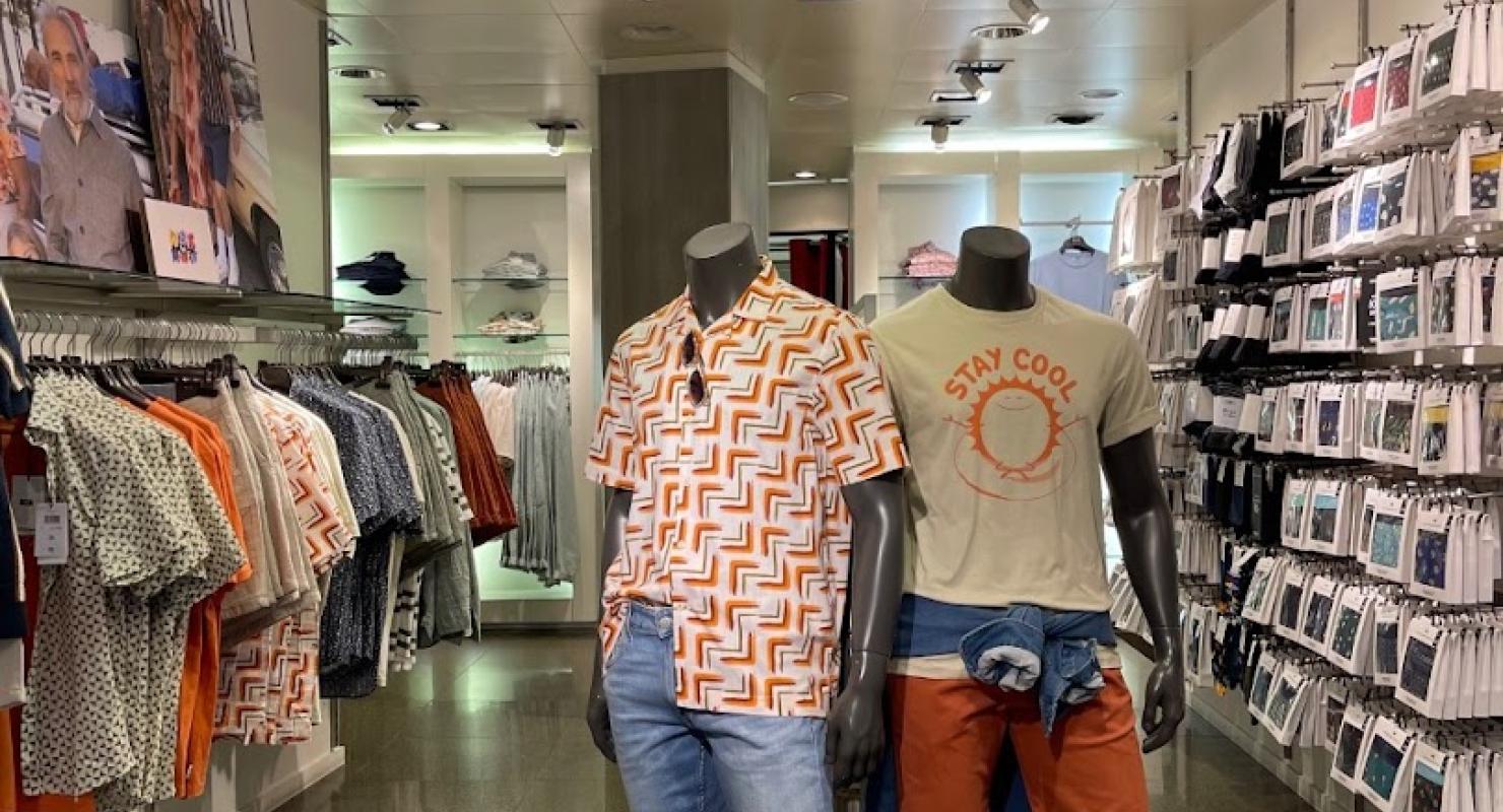 WE Fashion Lausanne - Place du Grand-St-Jean - Abbigliamento di seconda mano in Vaud