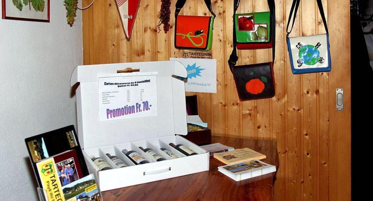 Deux filles en aiguilles - Repair & Alteration in Vaud