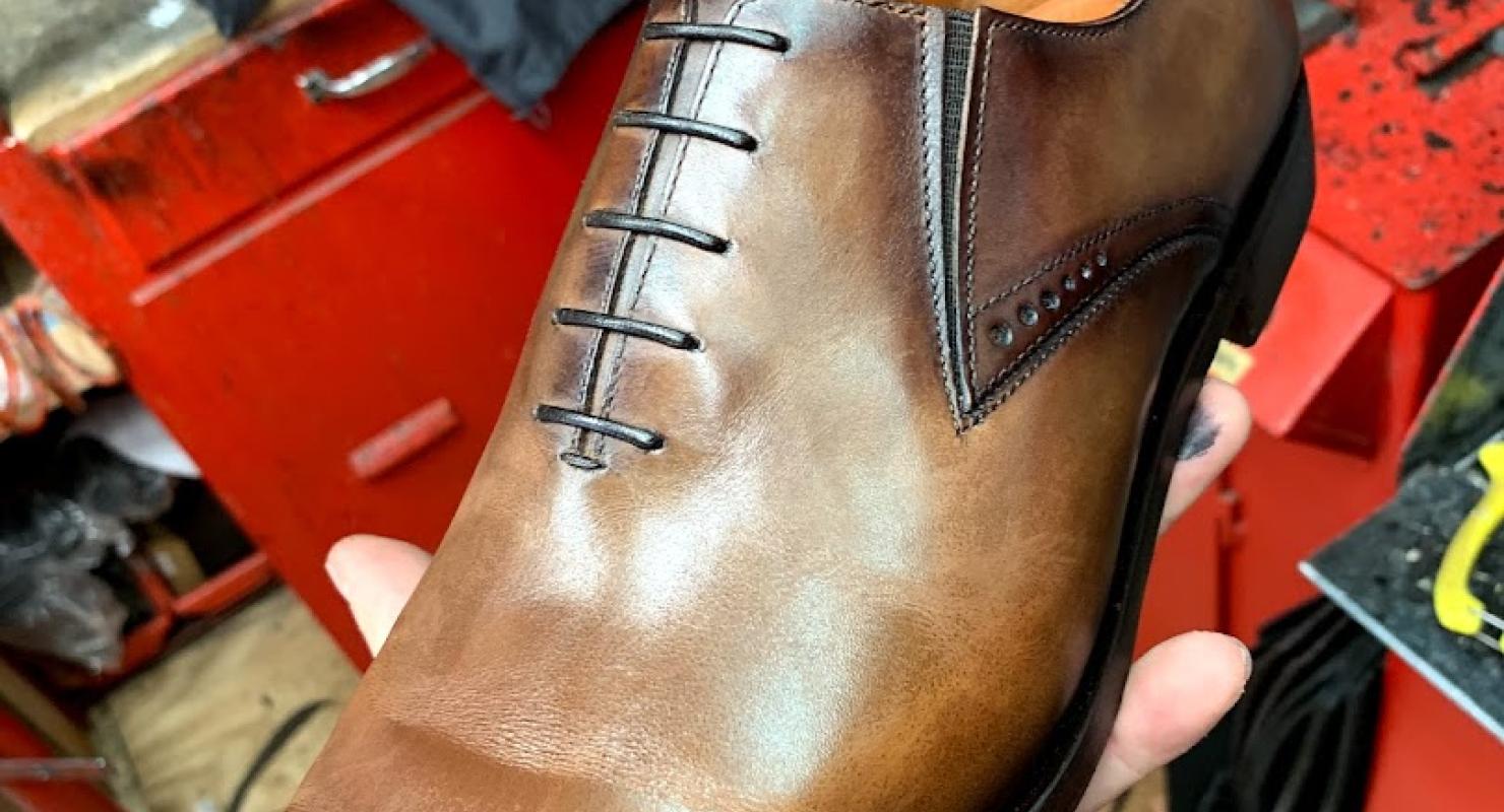 Da Giovanni Schuhreparaturen und Massschuhe - Second-hand Clothing in Zug