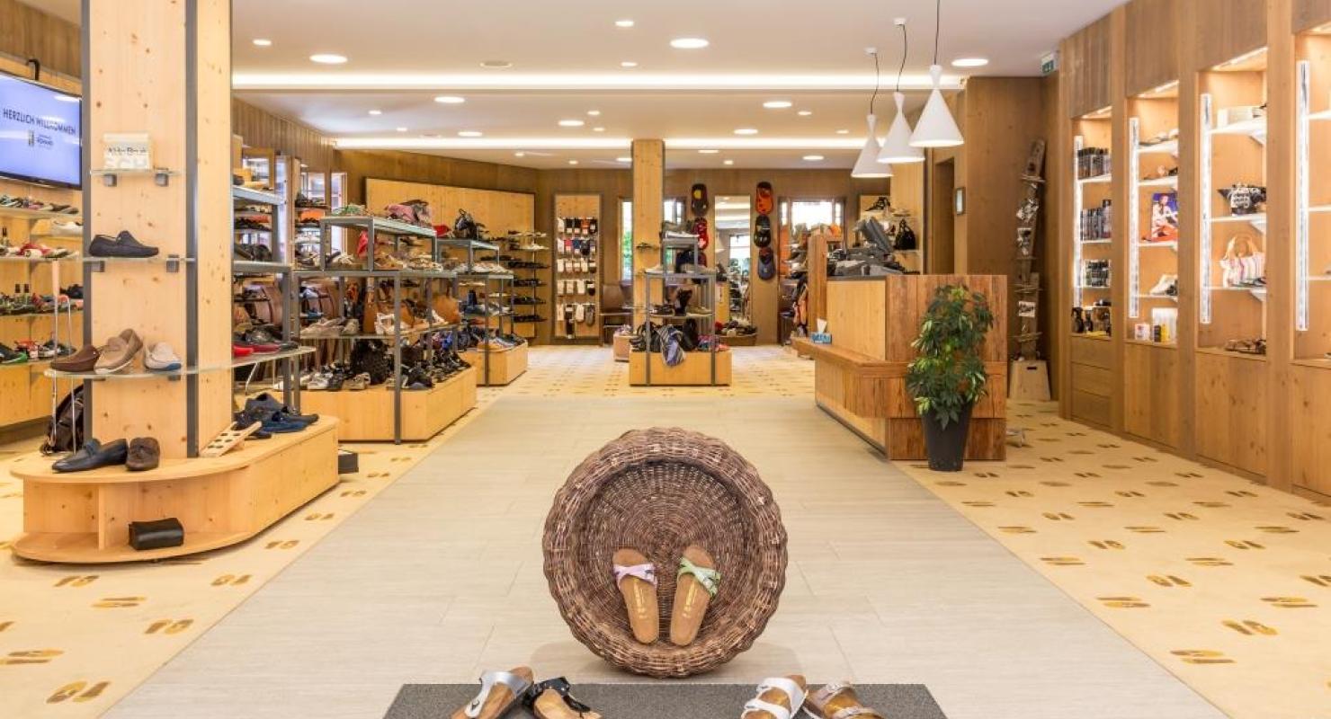 Schuhhaus Romang - Abbigliamento di seconda mano in Berna