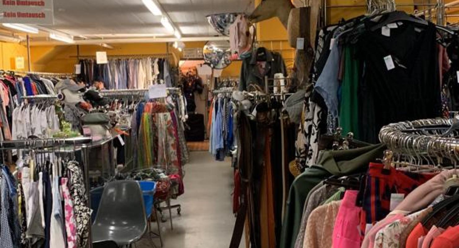 Secondo - Santuomo Nadia - Abbigliamento di seconda mano in Berna