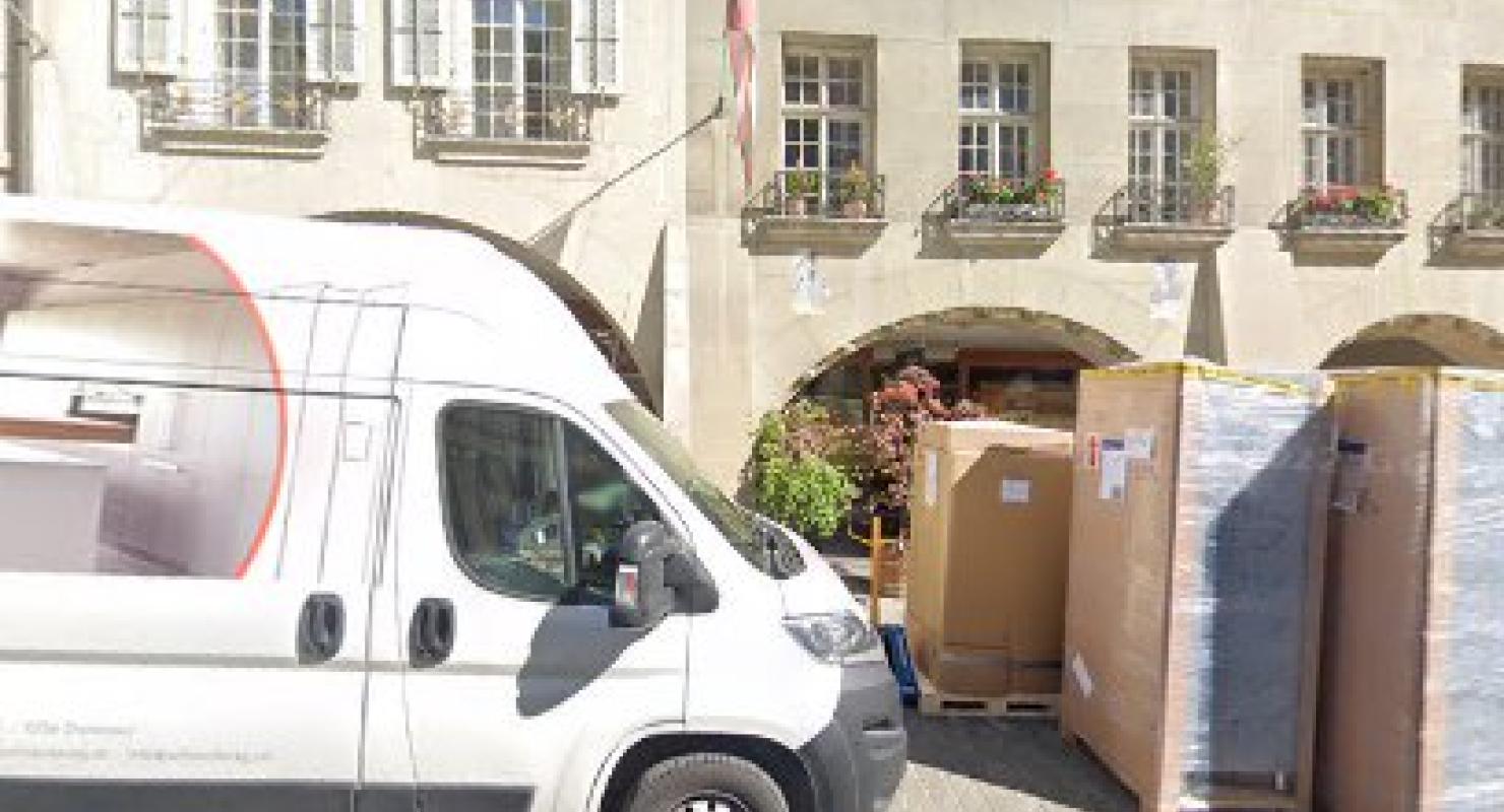 Otis - Upcycled Fashion in Bern