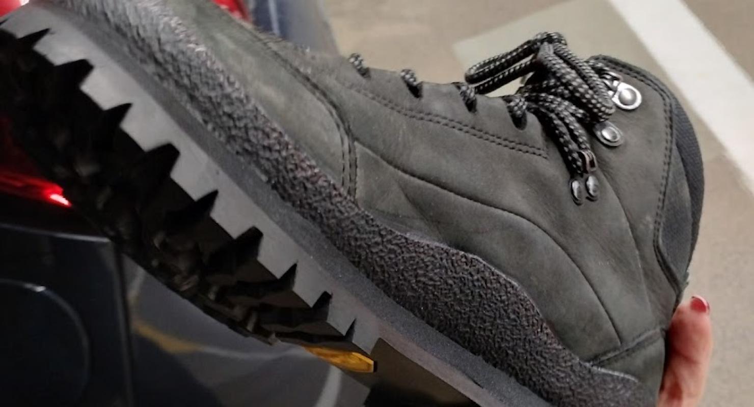 Schuh- und Schlüsselservice - Second-Hand-Kleidung in Bern