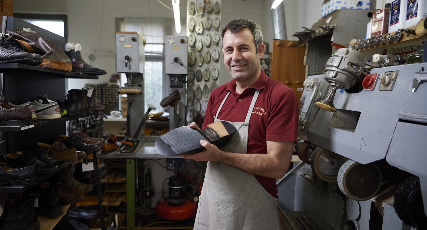 SCHUHMACHEREI BOZAN - Second-Hand-Kleidung in Bern