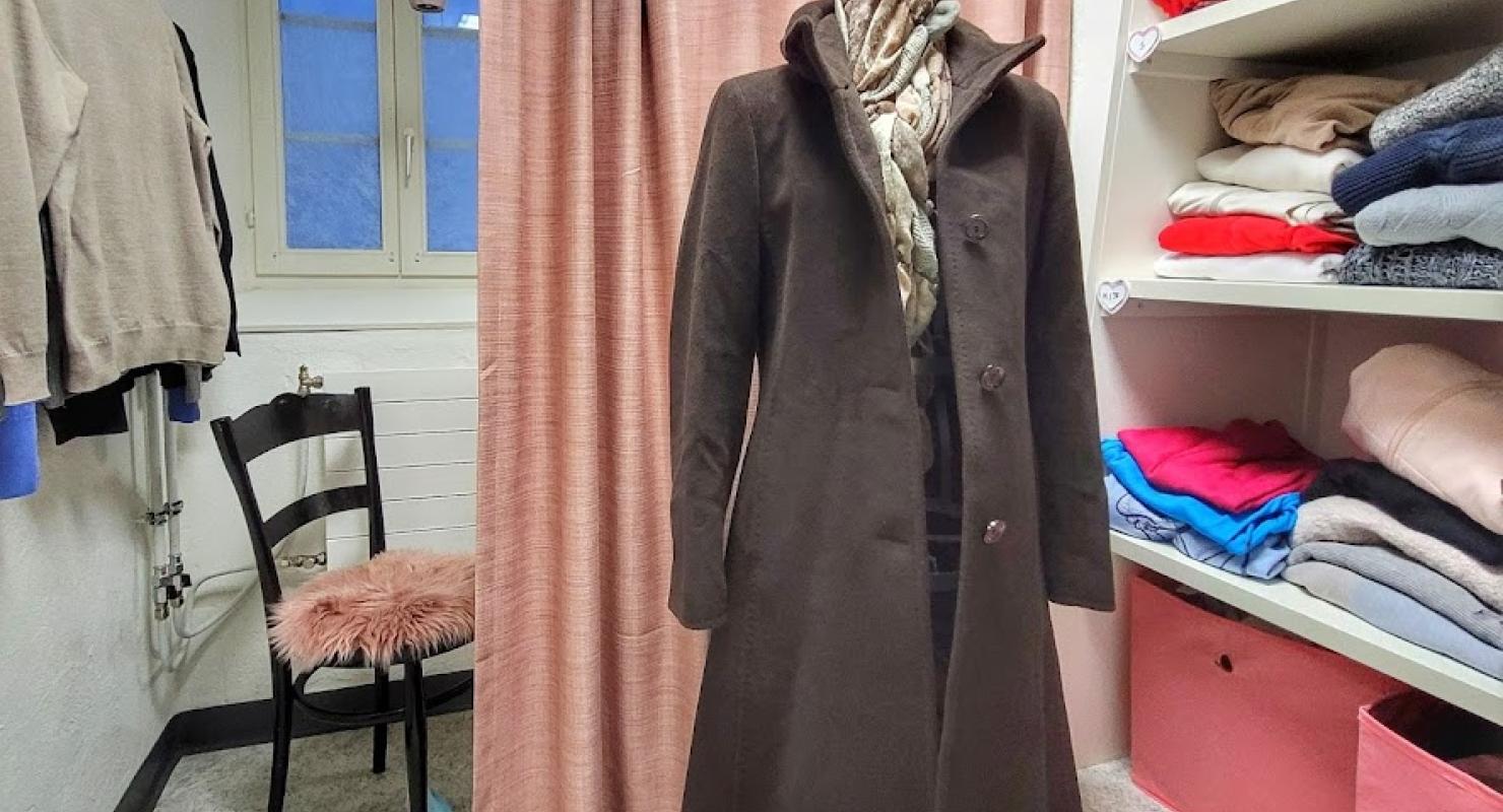 2 Hand Store - Second-hand Clothing in Aargau