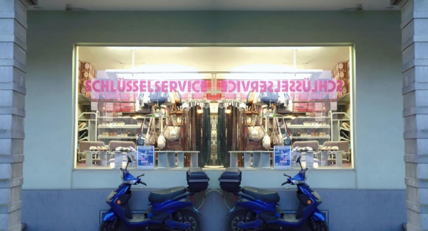 Peng-Sron Ngo - Vêtements de seconde main in Berne