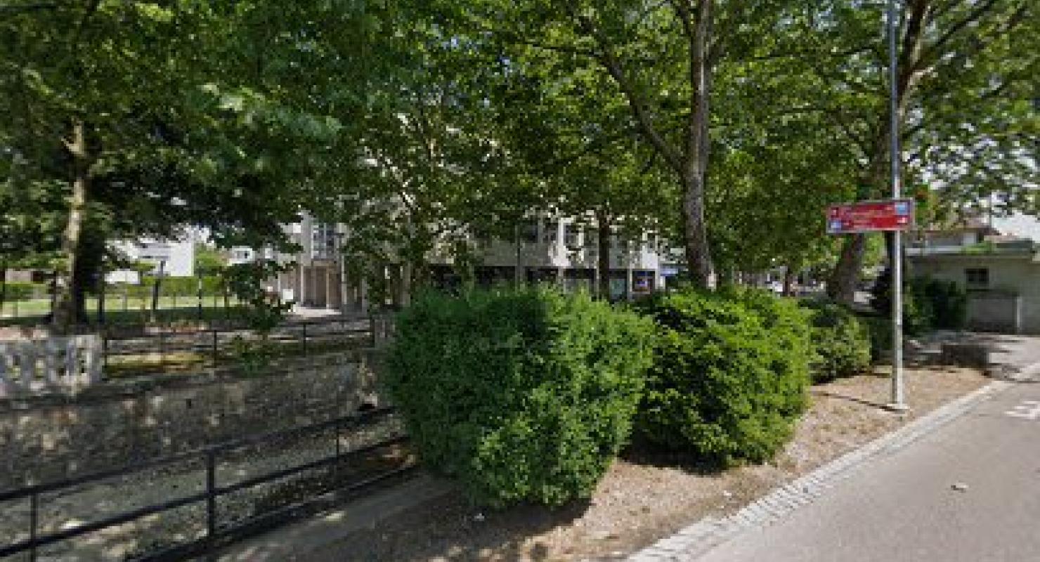 À CŒUR OUVERT-seconde main Lyss - Vêtements de seconde main in Berne