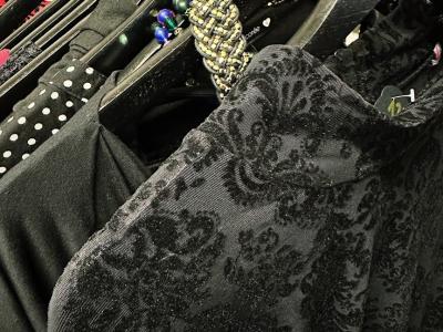 Sombre & Unique Onlineshop Lädeli&Atelier - Abbigliamento di seconda mano in Berna