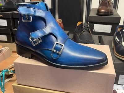 Schuhmacherei Stellavato Raffaele - Abbigliamento di seconda mano in Zurigo