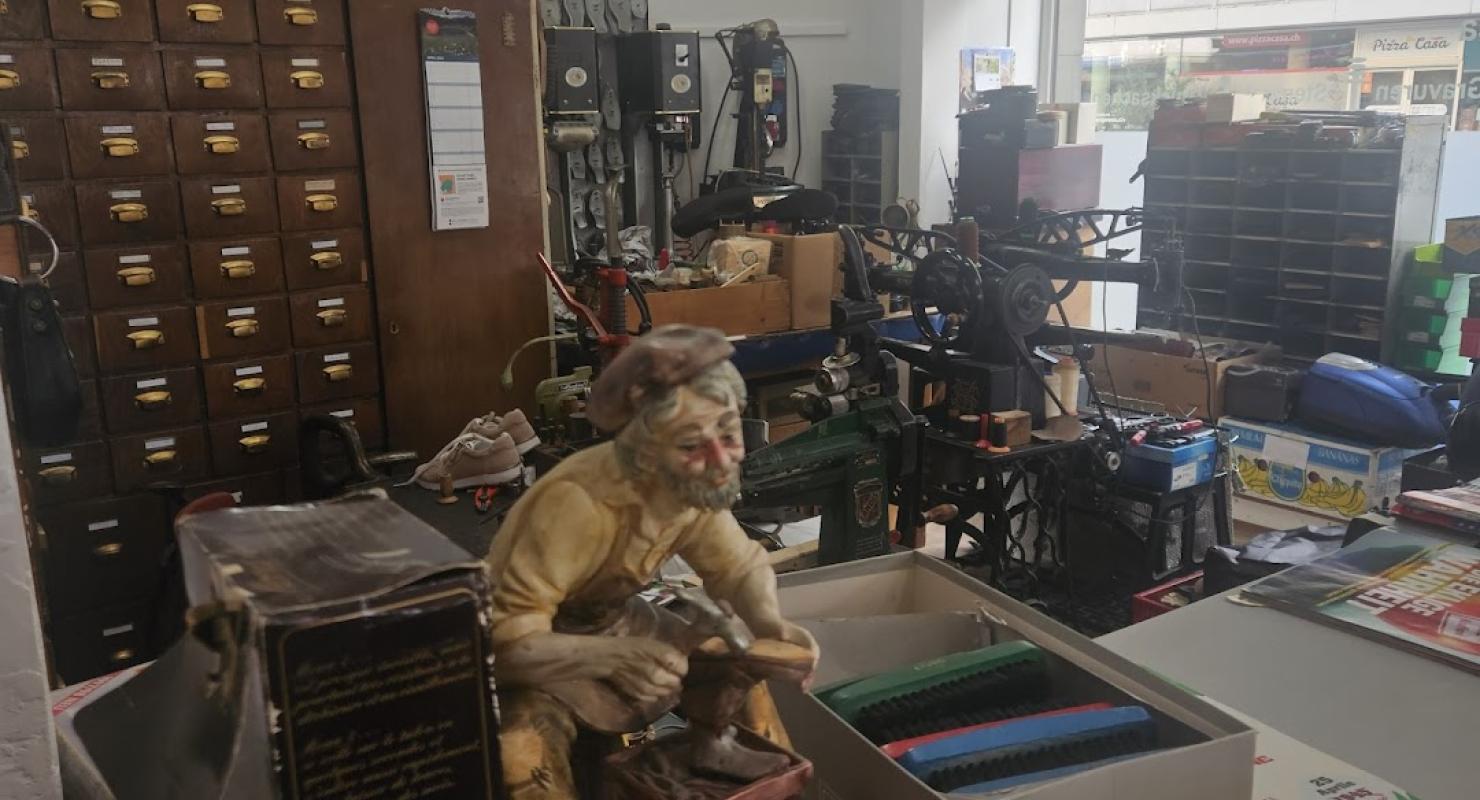 Schuhmacherei Michele Scrocca - Vêtements de seconde main in Zurich