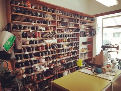 Shoemaking Enge / Alan Softic - Abbigliamento di seconda mano in Zurigo