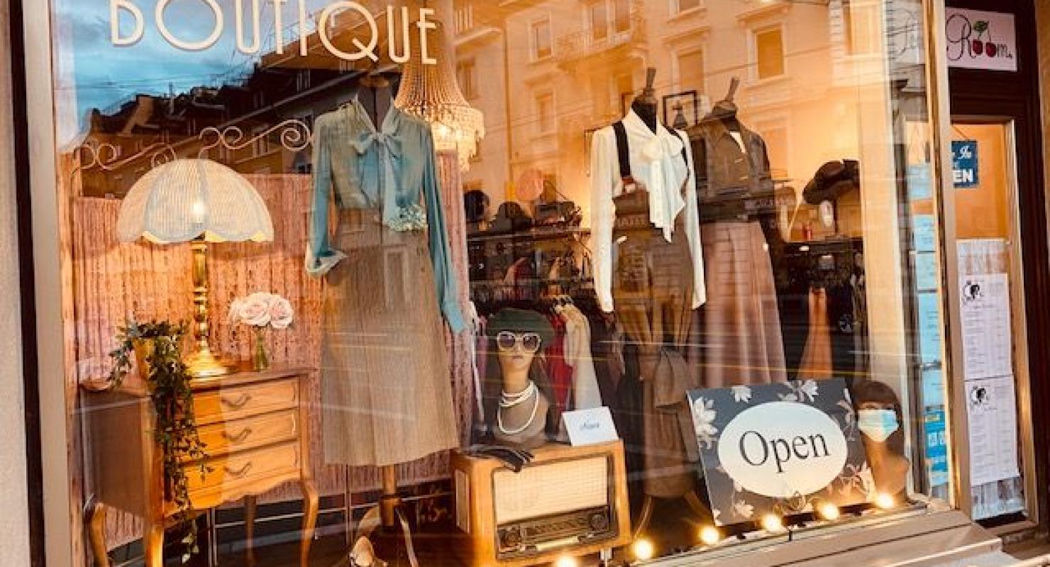 PowderRoom Vintage Boutique - Vêtements de seconde main in Zurich