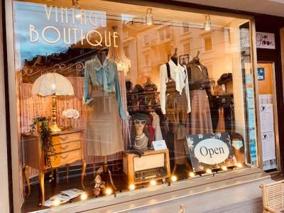PowderRoom Vintage Boutique - Abbigliamento di seconda mano in Zurigo