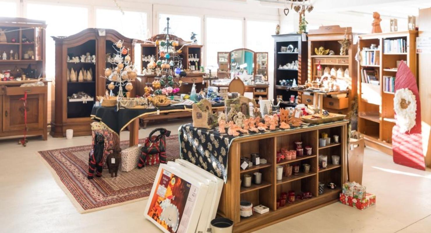 Blue Cross Brockenstube - Abbigliamento di seconda mano in Zurigo