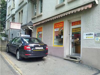 Schuhmacherei Di Dia Enzo - Abbigliamento di seconda mano in Zurigo