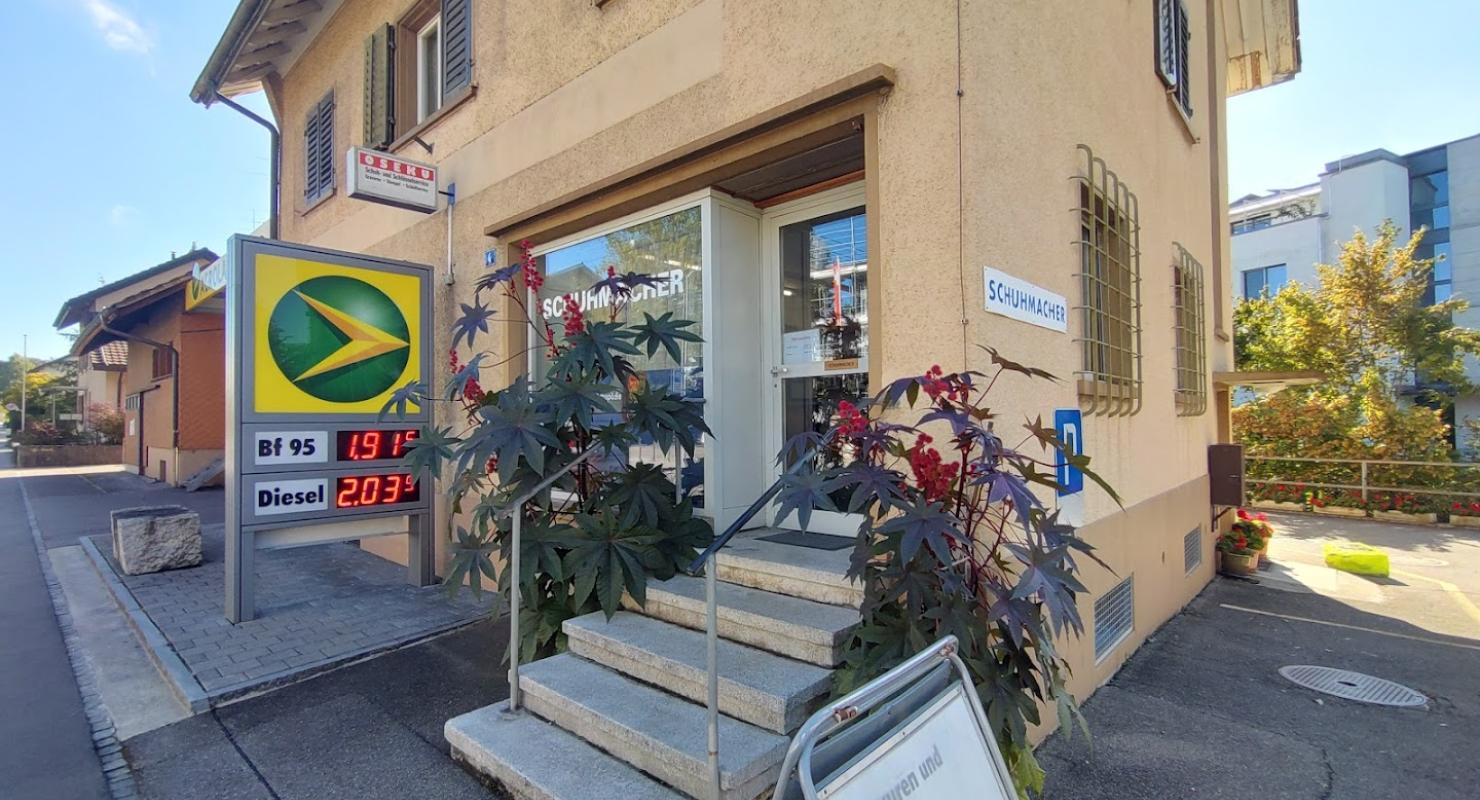 Oseku Schuh & Schlüsselservice - Abbigliamento di seconda mano in Zurigo