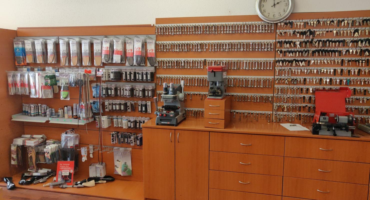 Mini Service 77 GmbH - Abbigliamento di seconda mano in Zurigo