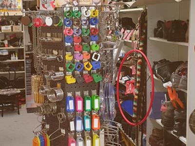 Vincenzo Marinaccio - Vêtements de seconde main à Zurich