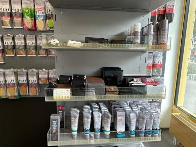 Jet Service TAN - Abbigliamento di seconda mano in Zurigo