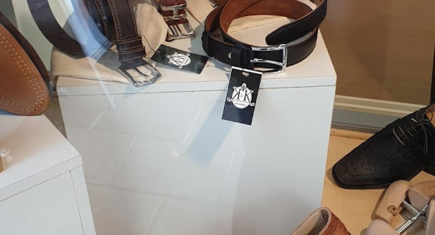 Ihr Schuhmacher Schlüssel Service - Second-hand Clothing in Aargau