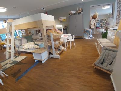 Snowflake kindermoebel concept store - Abbigliamento di seconda mano in Zurigo