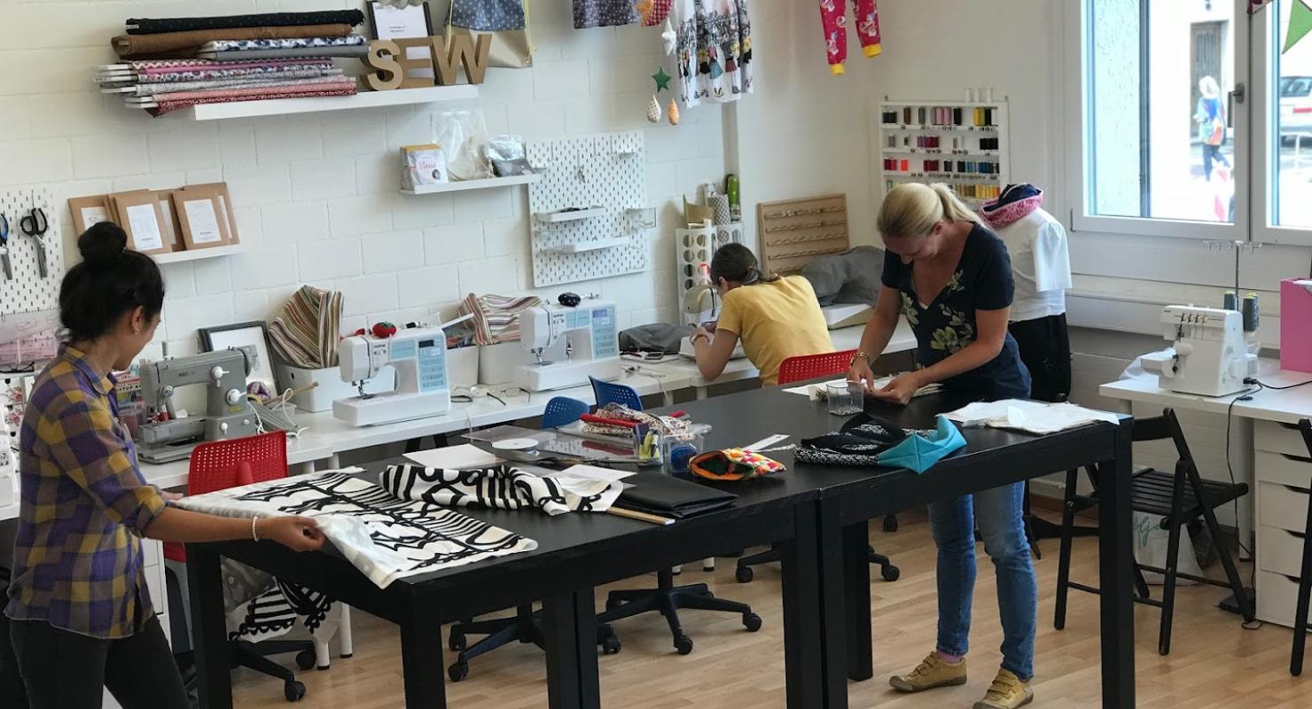 Crafty Hands - Sewing & Craft Studio - Reparatur & Änderung in Zürich