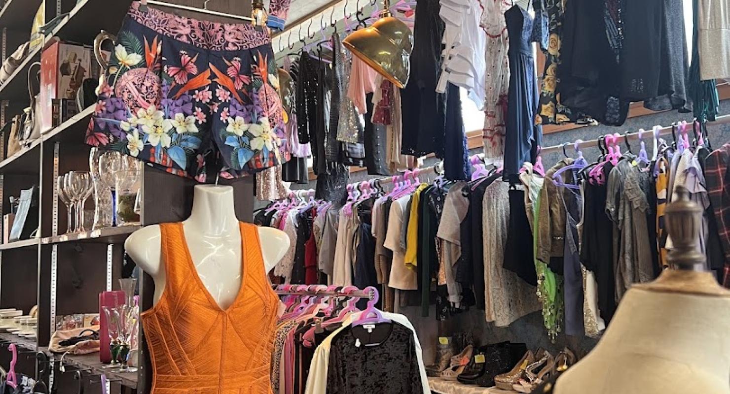 Secondhand Zürich Albisrieden - Vêtements de seconde main in Zurich