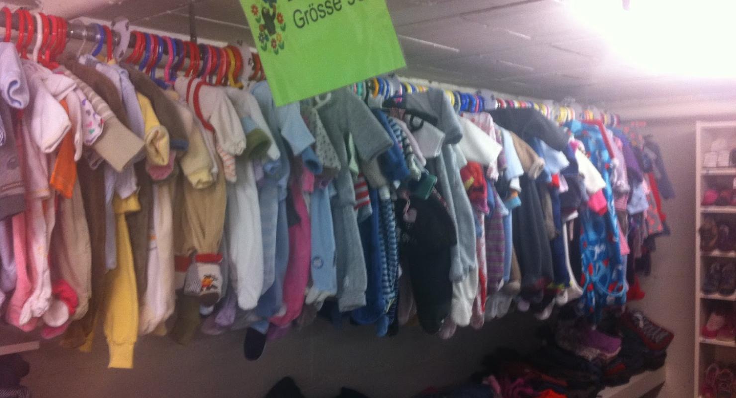 Kleider Börse Maulwurf - Abbigliamento di seconda mano in Zurigo