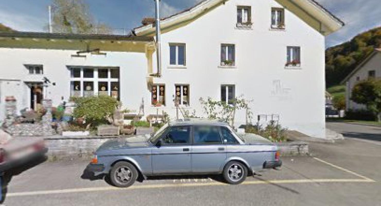 Brocki-Märt Fischenthal - Moda upcycled in Zurigo