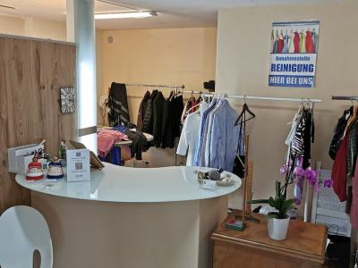 Kleideränderungen Lisa Rinaldi - Moda upcycled in Zurigo