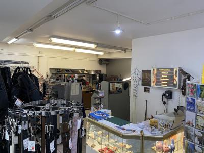 Schuh-Service - Abbigliamento di seconda mano in Zurigo